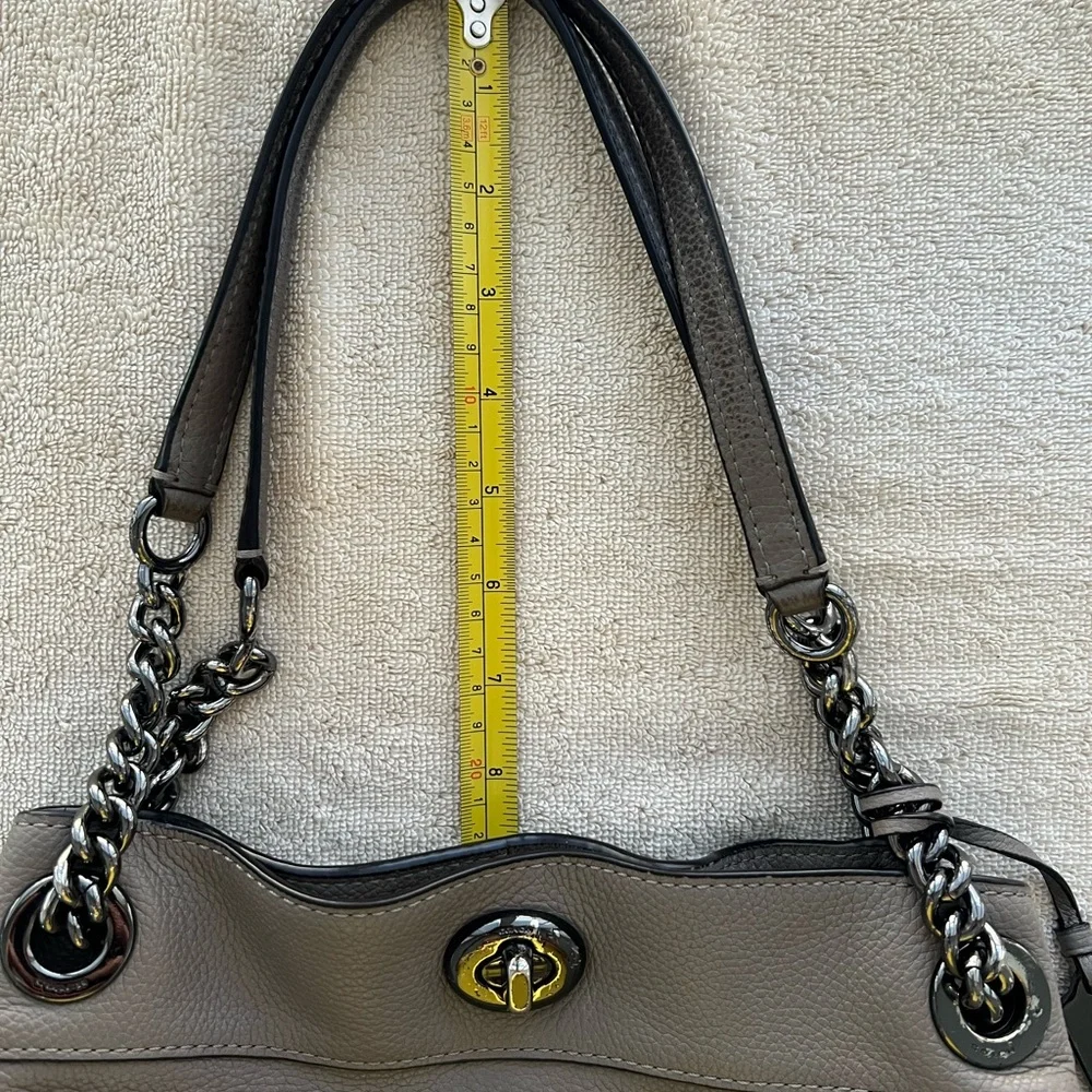 Coach Turnlock Edie Shoulder Bag - J1581-36855 - Picture 2 of 16